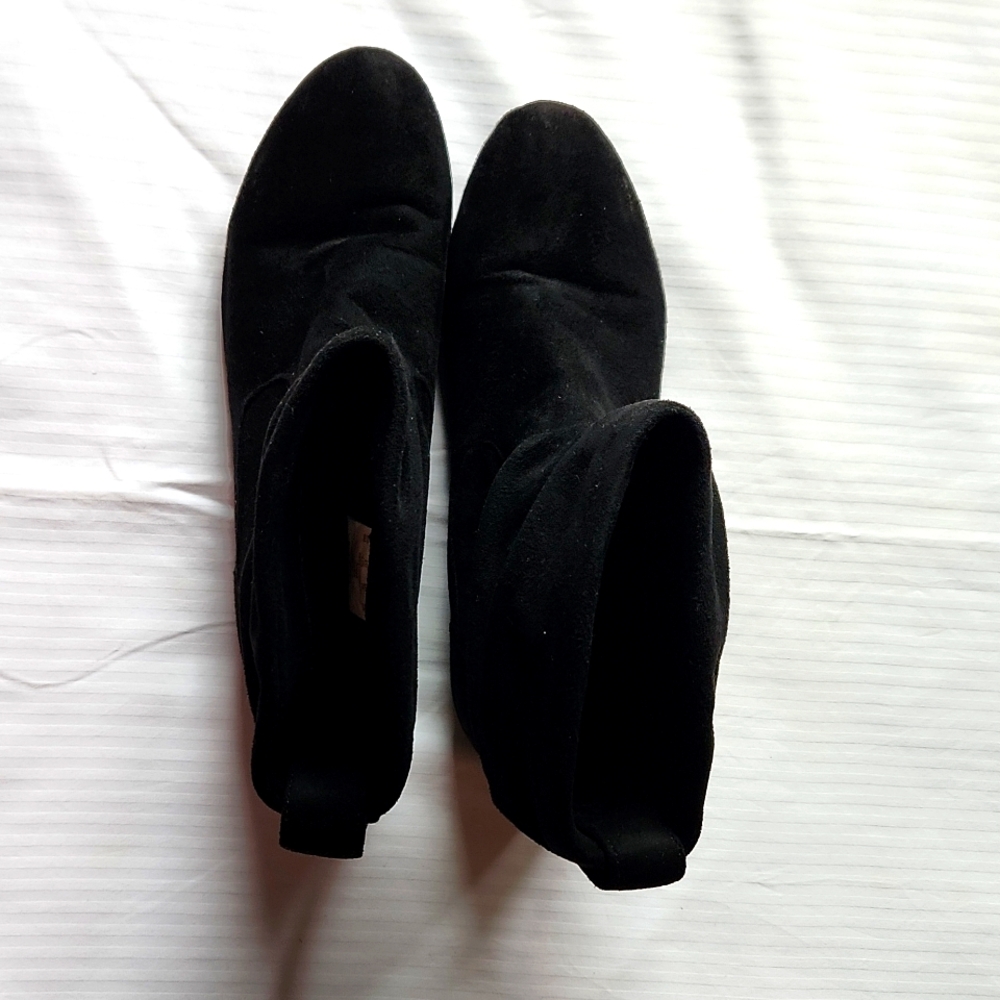 Used women boots